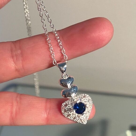 The Something Blue Heart pendant necklace in sapphire and 925 - Picture 4 of 11